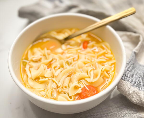 Easy Chicken Noodle Soup Easy Chicken Noodle Soup