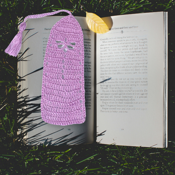 Dragonfly Drift Crochet Bookmark Dragonfly Drift Crochet Bookmark