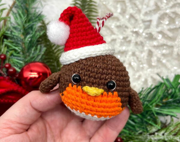Free Amigurumi Crochet Robin Ornament Pattern Free Amigurumi Crochet Robin Ornament Pattern