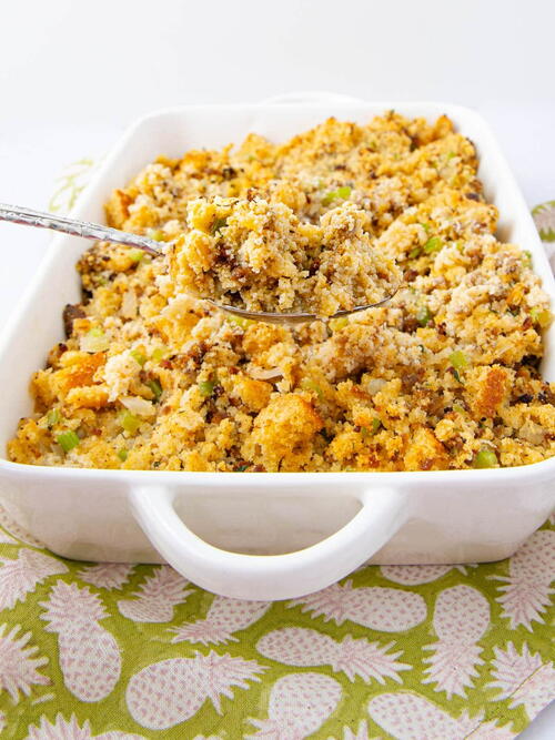 Moist Southern Cornbread Dressing With Sausage Moist Southern Cornbread Dressing With Sausage