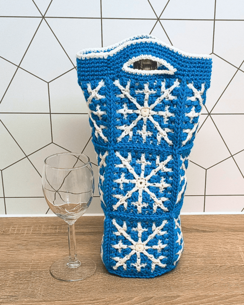 Snowfall Bottle Cosy Snowfall Bottle Cosy