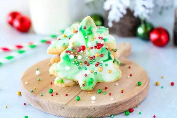 Christmas Tree Cutout Cookies Christmas Tree Cutout Cookies