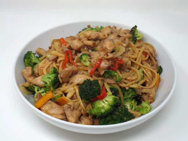 Chicken And Vegetable Noodle Stir-fry Chicken And Vegetable Noodle Stir-fry