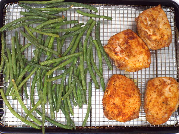 Sheet Pan Boneless Pork Chops And Green Beans Sheet Pan Boneless Pork Chops And Green Beans