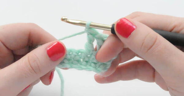 How To Crochet The Treble Crochet Stitch How To Crochet The Treble Crochet Stitch