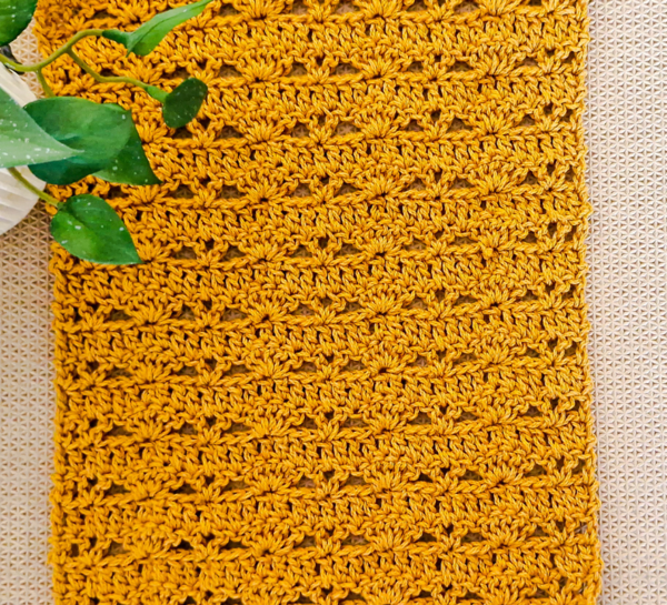 Easy Going Crochet Table Runner Easy Going Crochet Table Runner