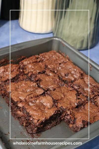 Rich Chocolate Meets Tart Rhubarb In These Gooey Brownie Bars Rich Chocolate Meets Tart Rhubarb In These Gooey Brownie Bars