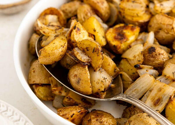 Roasted Potatoes And Onions Roasted Potatoes And Onions