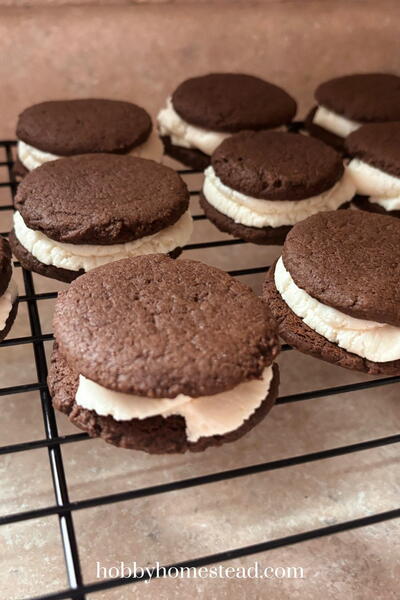 Old-fashioned Homemade Chocolate Sandwich Cookies Old-fashioned Homemade Chocolate Sandwich Cookies