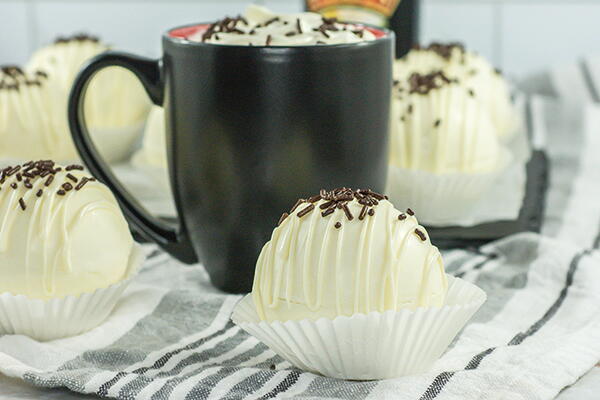 Baileys Irish Cream Boozy Bombs Bailey's Irish Cream Boozy Bombs