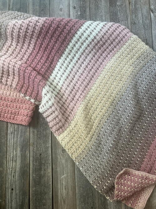 Rosewood Cluster Blanket Rosewood Cluster Blanket