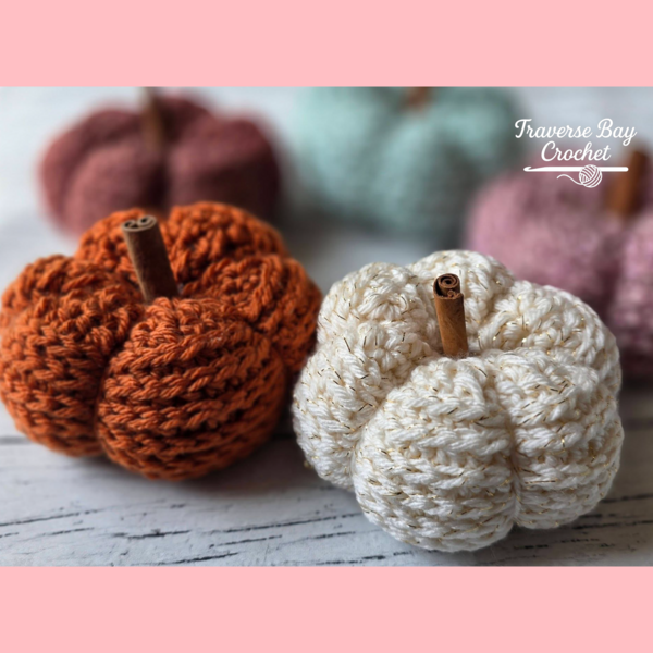 Pumpkins 2 Sizes Pumpkins 2 Sizes