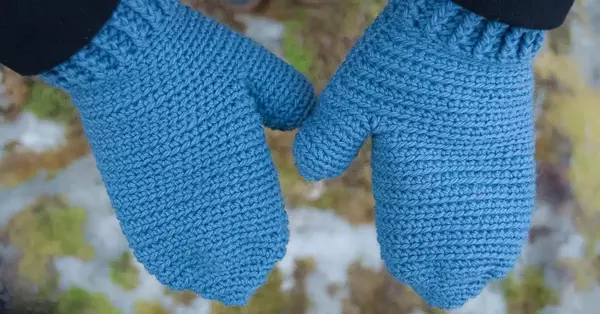 Easy Warm Winter Mittens Free Crochet Pattern Easy Warm Winter Mittens – Free Crochet Pattern