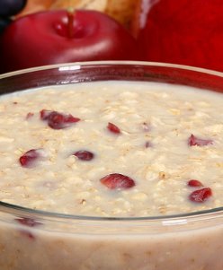 Quick Fruity Oatmeal