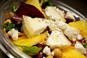Top 8 Vegetarian Friendly Lunches and Benefits of Vegetarianism