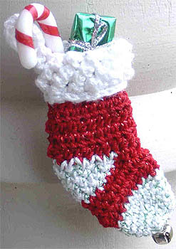 Crochet Christmas Stocking Pin