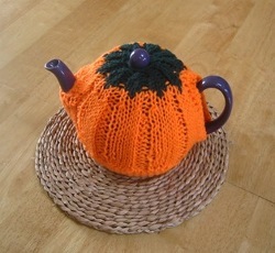 Pumpkin Tea Cozy
