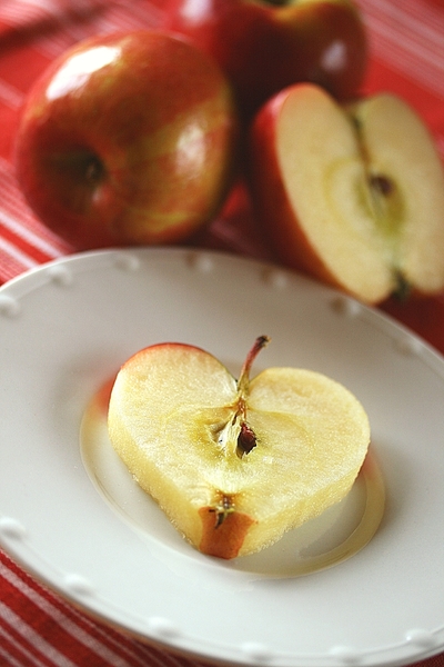 Just in Time for Fall: 12 Sweet and Savory Apple Recipes