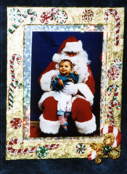 Christmas Decoupage Picture Frame | FaveCrafts.com