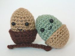 Amigurumi Acorn