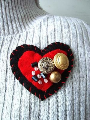 Felt Heart Brooch or Pendant Necklace