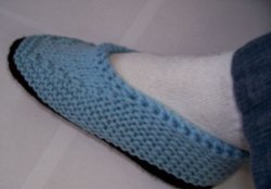 Knitting Pattern for lady's 4 Plis Chaussettes & DK bedsocks & Mocassin Pantoufles 10191