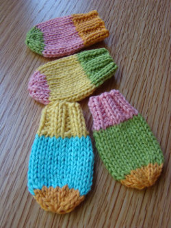 free knitting pattern for mittens on 2 needles
