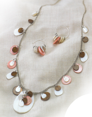 Shellz Necklace and Earrings