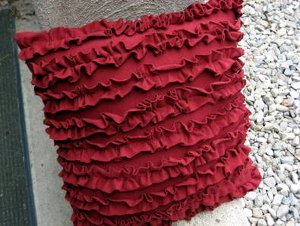 Ruffle Pillow Tutorial