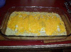 Cheesy Chicken and Rice Bake