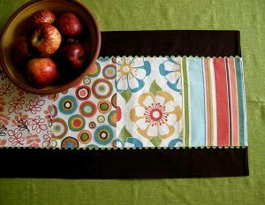 How to Sew a Table Runner