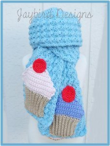 A Cute Cupcake Scarf