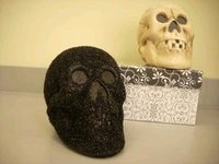 Glittery Skull | FaveCrafts.com