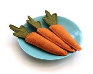 Easy Felt Carrots