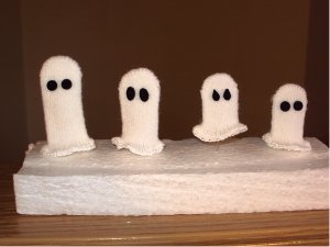 Crochet Ghost Finger Puppets