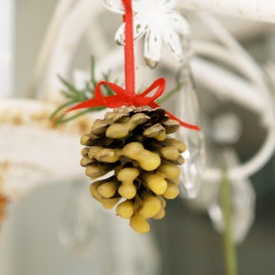 Wax Dipped Pine Cone Ornaments