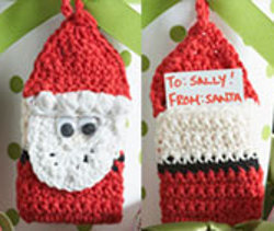 Crochet Santa Gift Tag