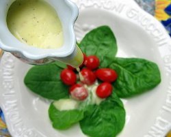 Homemade Olive Garden Creamy Italian Dressing