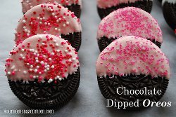 Chocolate Dipped Oreos