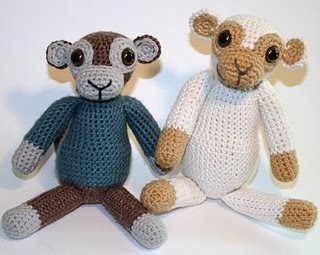 Old School Monkey Amigurumi