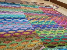 Honeycomb Waves Blanket