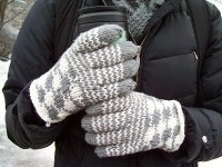 Vintage Houndstooth Gloves