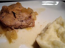 Slow Cooker Pork With Apples And Onions