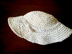 Vintage-Style Wide Brimmed Hat