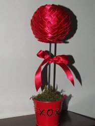 Valentines Topiary Tree