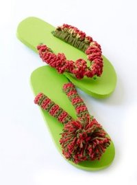 pom pom flip flops