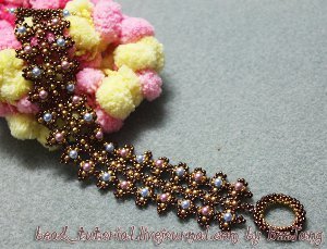 Beginner Right Angle Weave Bracelet