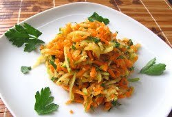 Shredded Apple Carrot Salad