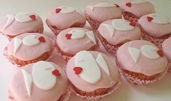 Kissing Fish Cupcakes