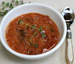 Slow Cooker Tomato Herb Soup